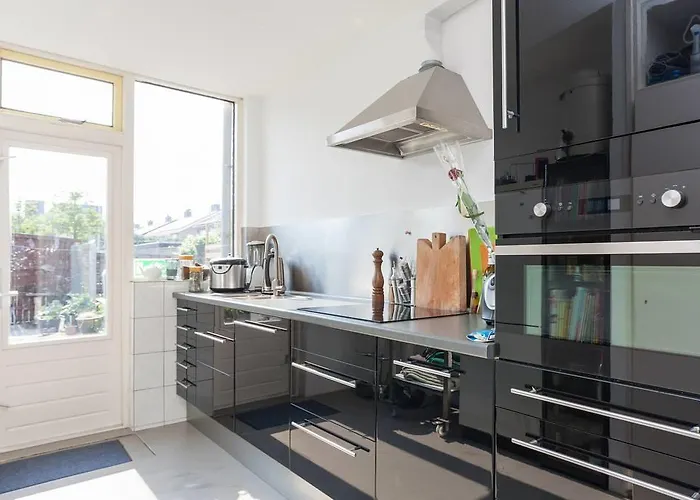 Homestay Dutchable *