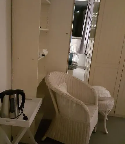 Homestay Dutchable * ألفن آن دن راين